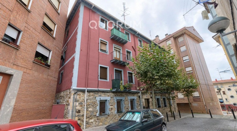 ¡OPORTUNIDAD! Piso PARA DECORAR A TU GUSTO De 1 Dormitorio En Zona San Miguel