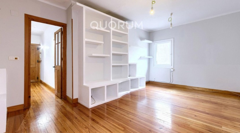 ¡OPORTUNIDAD! Piso PARA DECORAR A TU GUSTO De 1 Dormitorio En Zona San Miguel