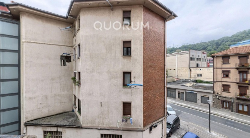¡OPORTUNIDAD! Piso PARA DECORAR A TU GUSTO De 1 Dormitorio En Zona San Miguel