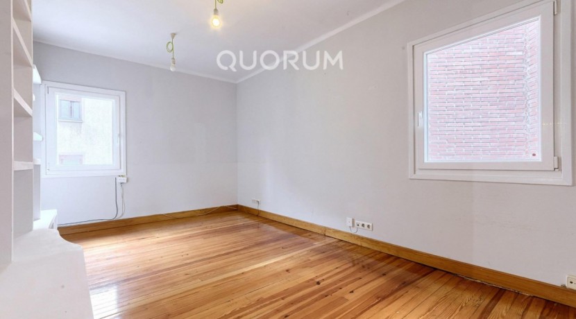¡OPORTUNIDAD! Piso PARA DECORAR A TU GUSTO De 1 Dormitorio En Zona San Miguel
