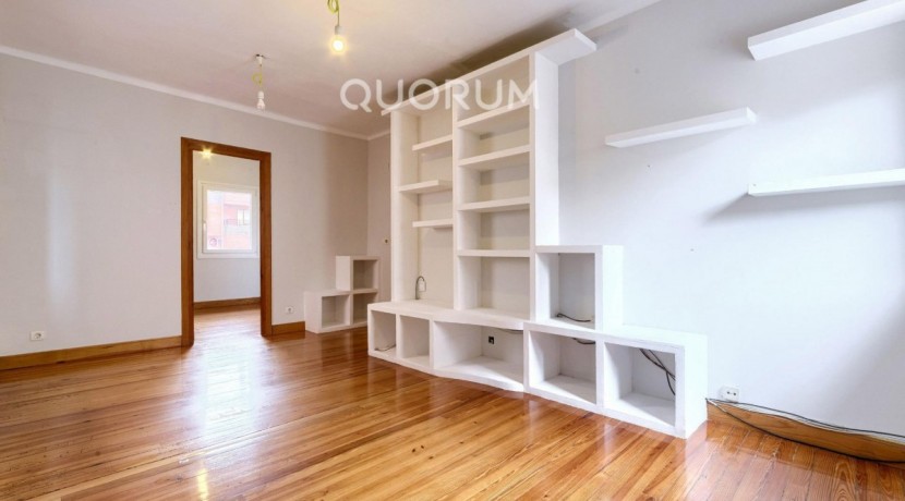 ¡OPORTUNIDAD! Piso PARA DECORAR A TU GUSTO De 1 Dormitorio En Zona San Miguel
