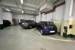 Parcela de Garaje Con Buena Maniobra Para Coche Mediano en Zona Ariz