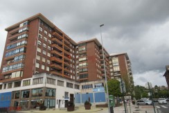 Pisazo Con Ascensor Cota 0 De 4 Habitaciones Con 2 Garajes Y 2 Trasteros En Bizkai Kalea