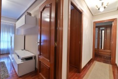 Pisazo Con Ascensor Cota 0 De 4 Habitaciones Con 2 Garajes Y 2 Trasteros En Bizkai Kalea