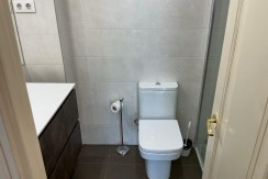 Pisazo En El Centro Con Ascensor Cota 0 De 3 Habitaciones, Garaje Y Trastero