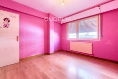 Piso Amplio y Luminoso De 3 Dorm. con TERRAZA y Balcón y Ascensor Cota 0 y Trastero En Zona Centro