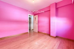 Piso Amplio y Luminoso De 3 Dorm. con TERRAZA y Balcón y Ascensor Cota 0 y Trastero En Zona Centro