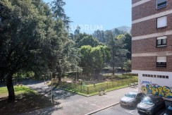 Piso Amplio y Luminoso De 3 Dorm. con TERRAZA y Balcón y Ascensor Cota 0 y Trastero En Zona Centro