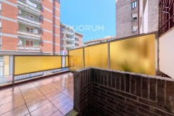 Piso Amplio y Luminoso De 3 Dorm. con TERRAZA y Balcón y Ascensor Cota 0 y Trastero En Zona Centro