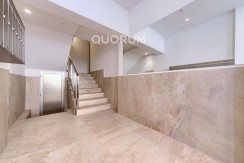 Piso Amplio y Luminoso De 3 Dorm. con TERRAZA y Balcón y Ascensor Cota 0 y Trastero En Zona Centro