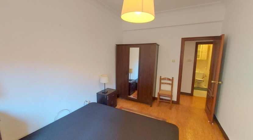 Piso De 2 Habitaciones Y Terraza En Santutxu