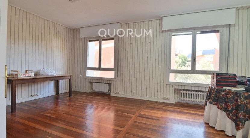 Piso de 200 m2 en Avenida Basagoiti