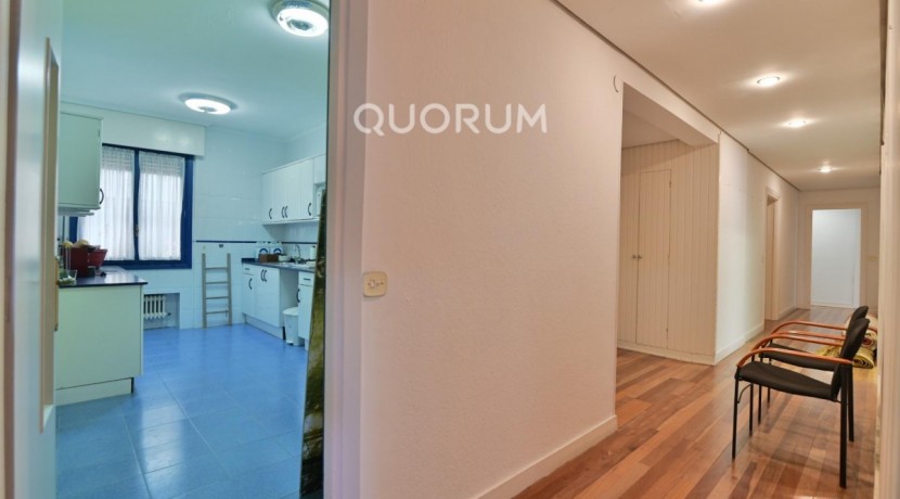 Piso de 200 m2 en Avenida Basagoiti