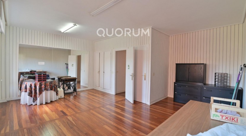 Piso de 200 m2 en Avenida Basagoiti