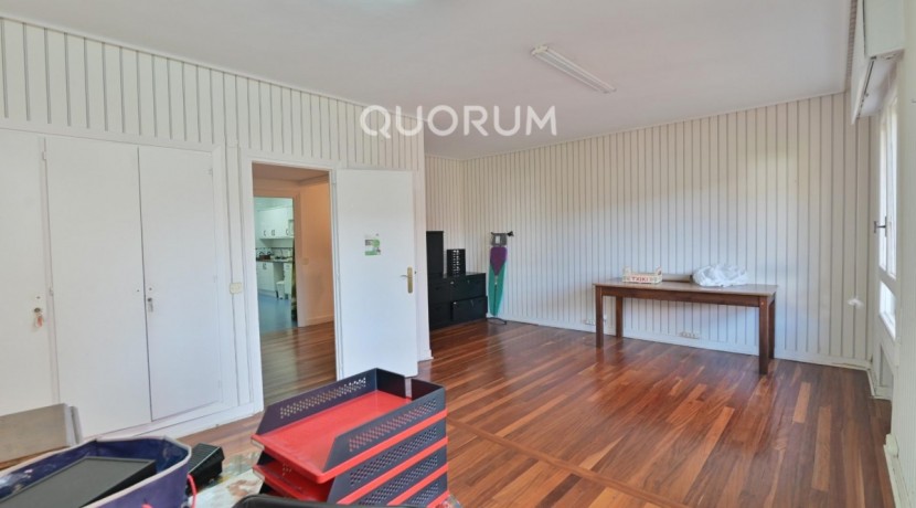 Piso de 200 m2 en Avenida Basagoiti