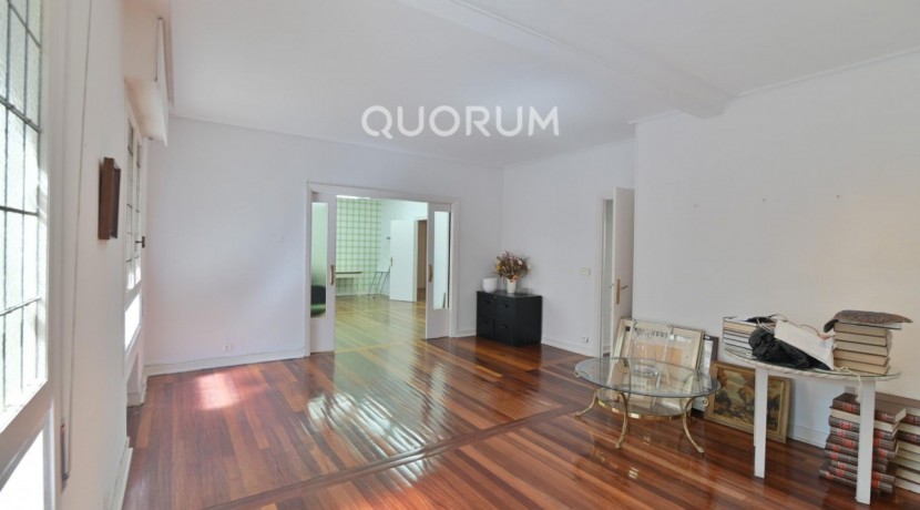 Piso de 200 m2 en Avenida Basagoiti