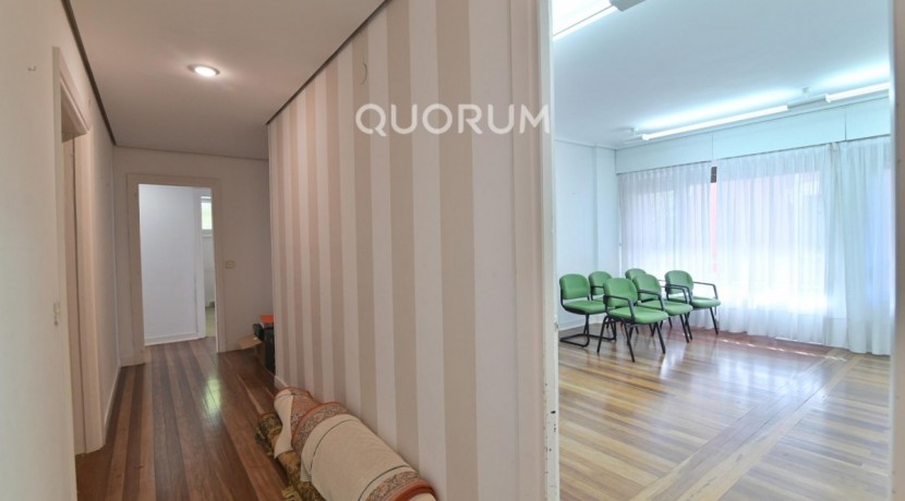 Piso de 200 m2 en Avenida Basagoiti
