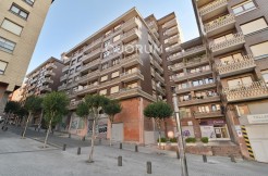 Piso De 3 Habitaciones Y 2 Baños Con Parcela De Garaje