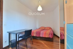 Piso De 3 Habitaciones Y 2 Baños Con Parcela De Garaje