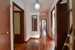 Piso De 3 Habitaciones Y 2 Baños Con Parcela De Garaje