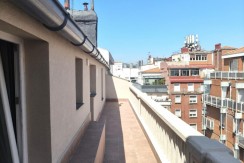Piso en Irala con Terraza y Garaje