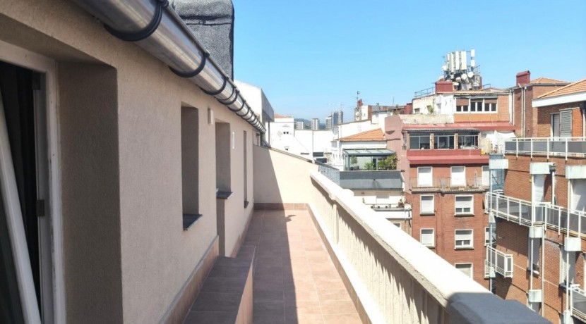 Piso en Irala con Terraza y Garaje