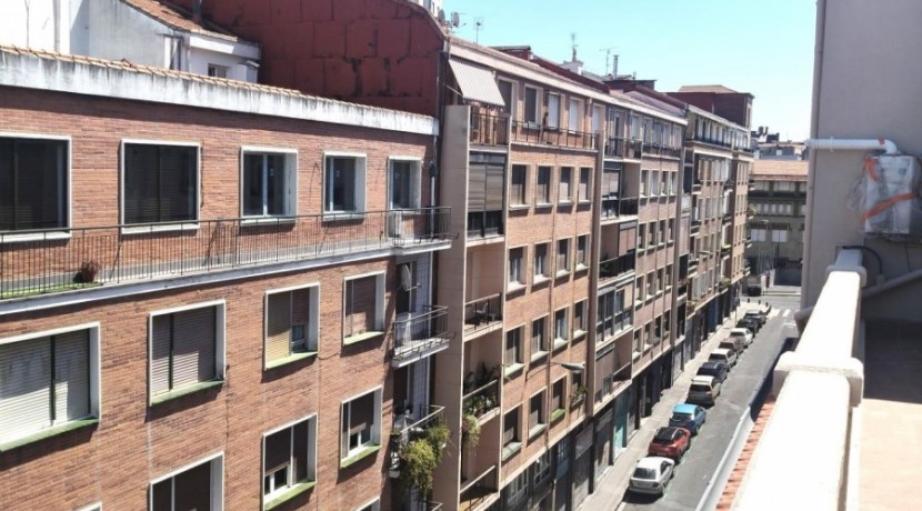 Piso en Irala con Terraza y Garaje