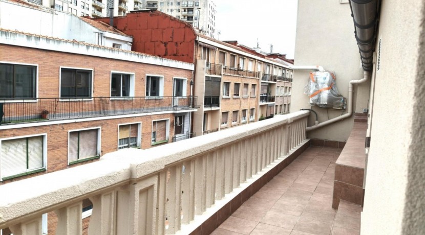 Piso en Irala con Terraza y Garaje