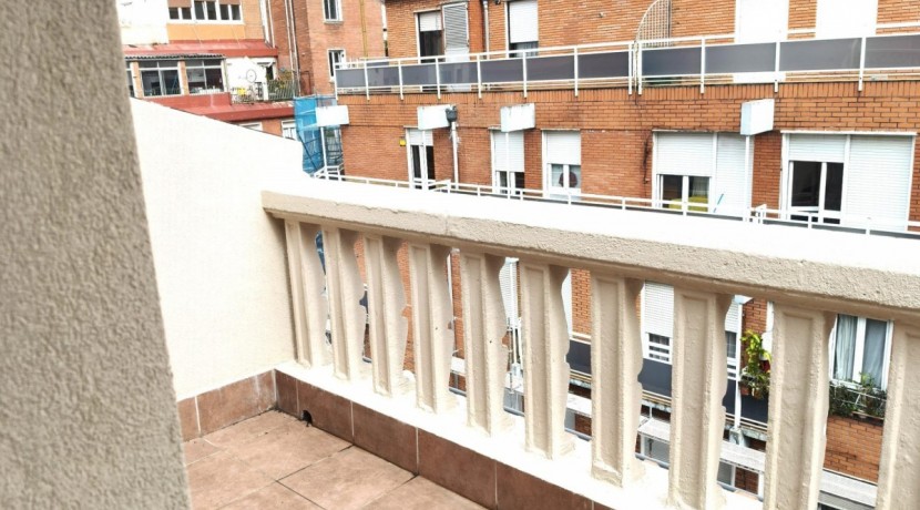 Piso en Irala con Terraza y Garaje