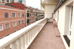 Piso en Irala con Terraza y Garaje