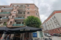 Piso Exterior y Luminoso Para Entrar a Vivir De 2 Dormitorios Con Balcón y Ascensor Cota Cero En Zona Centro