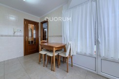 Piso MUY Luminoso De 3 Dormitorios Con Ascensor Cota Cero, Amplia Terraza, Trastero y Parking en Zona Basozelai