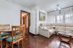 Piso MUY Luminoso De 3 Dormitorios Con Ascensor Cota Cero, Amplia Terraza, Trastero y Parking en Zona Basozelai