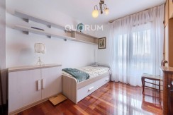 Piso MUY Luminoso De 3 Dormitorios Con Ascensor Cota Cero, Amplia Terraza, Trastero y Parking en Zona Basozelai