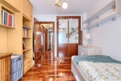 Piso MUY Luminoso De 3 Dormitorios Con Ascensor Cota Cero, Amplia Terraza, Trastero y Parking en Zona Basozelai