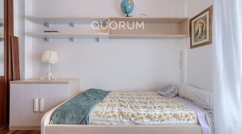 Piso MUY Luminoso De 3 Dormitorios Con Ascensor Cota Cero, Amplia Terraza, Trastero y Parking en Zona Basozelai