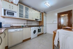 Piso MUY Luminoso De 3 Dormitorios Con Ascensor Cota Cero, Amplia Terraza, Trastero y Parking en Zona Basozelai
