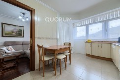 Piso MUY Luminoso De 3 Dormitorios Con Ascensor Cota Cero, Amplia Terraza, Trastero y Parking en Zona Basozelai