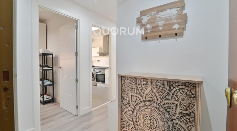 Piso Reformado De 2 Habitaciones Con Terraza En Ortuella