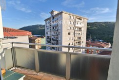 Piso Reformado De 2 Habitaciones Con Terraza En Ortuella