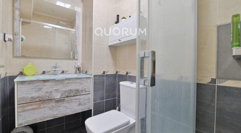 Piso Reformado De 2 Habitaciones Con Terraza En Ortuella