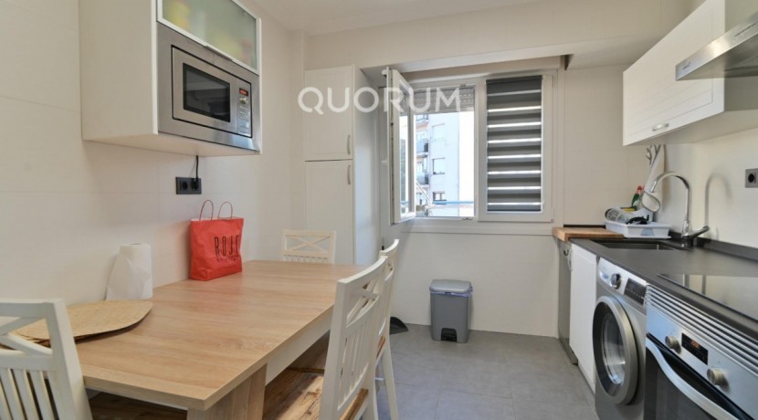 Piso Reformado De 2 Habitaciones Con Terraza En Ortuella