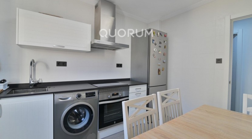 Piso Reformado De 2 Habitaciones Con Terraza En Ortuella
