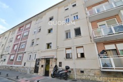 Piso Reformado De 2 Habitaciones En Tximelarre Goikoa