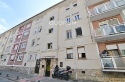 Piso Reformado De 2 Habitaciones En Tximelarre Goikoa