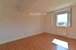 Piso Reformado De 2 Habitaciones En Tximelarre Goikoa