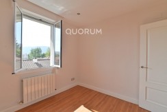 Piso Reformado De 2 Habitaciones En Tximelarre Goikoa