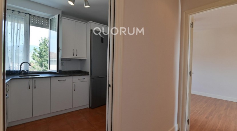 Piso Reformado De 2 Habitaciones En Tximelarre Goikoa