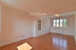 Piso Reformado De 2 Habitaciones En Tximelarre Goikoa