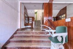 Piso TOTALMENTE EXTERIOR De 2 Dormitorios Con Ascensor y Balcón y Garaje Opcional En Zona Ariz